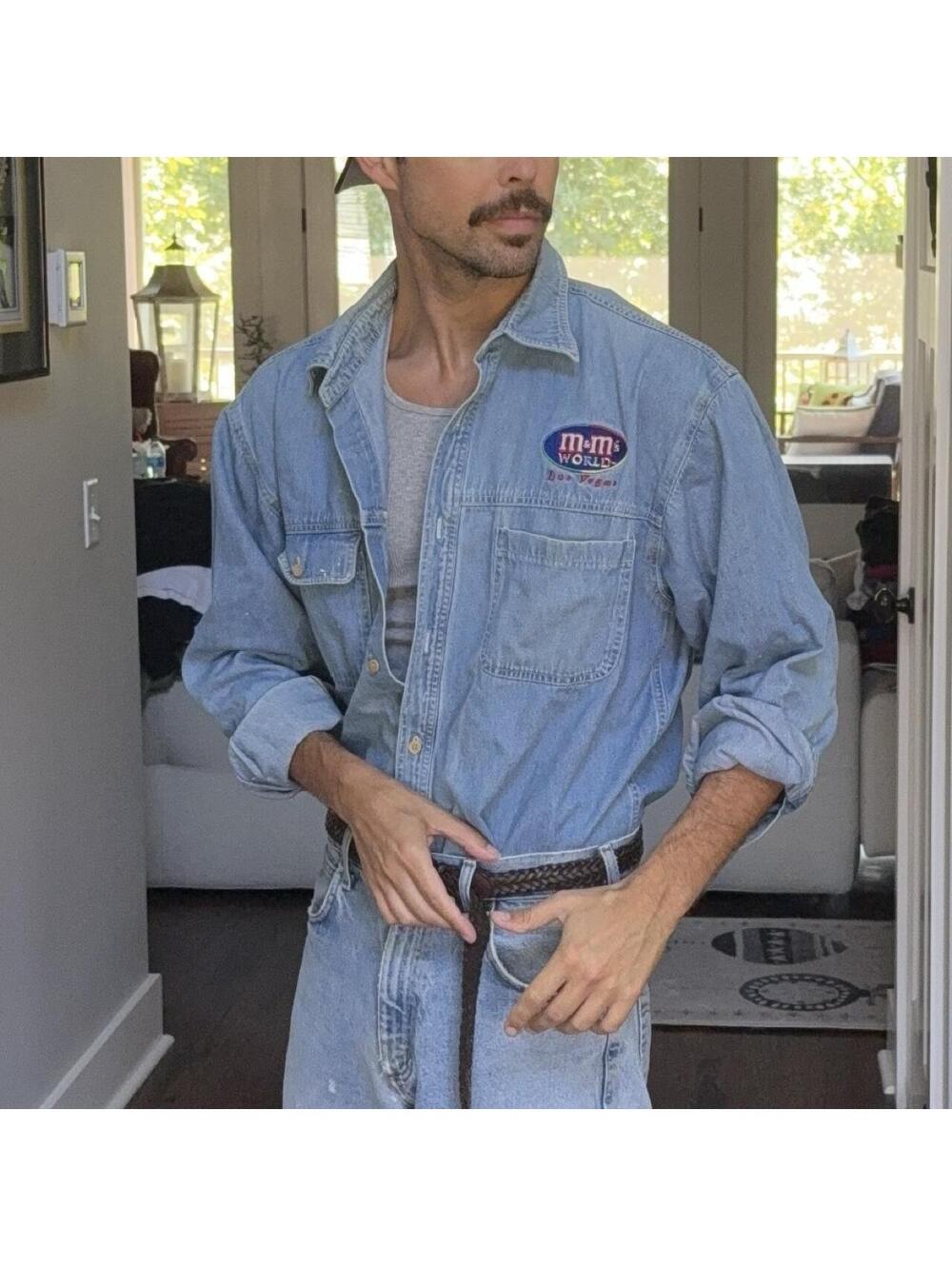 Vintage M&M’s World Las Vegas Denim Shirt 🍫